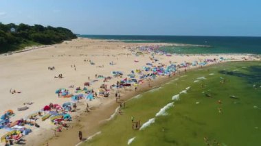 Dubai Plajı Jaroslawiec Plaza Dubaj Havacılık Görünümü Polonya. Yüksek kalite 4k görüntü