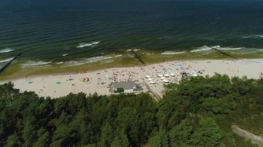 Peyzaj Sahili Baltık Denizi Dzwirzyno Plaza Morze Baltyckie Hava Görüntüsü Polonya. Yüksek kalite 4k görüntü