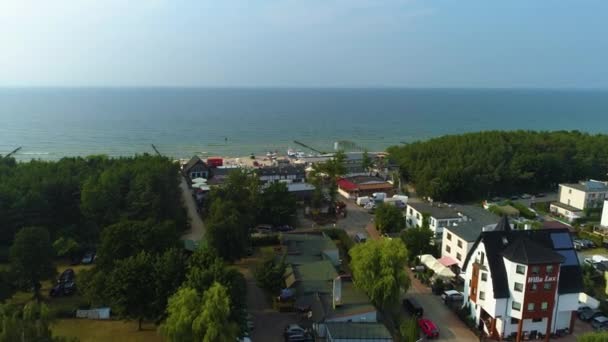 Fishing Harbor Uniesie Mielno Przystan Rybacka Aerial View Polen Hoge — Stockvideo