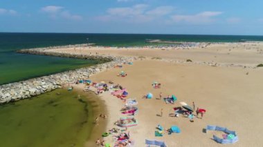 Dubai Plajı Jaroslawiec Plaza Dubaj Havacılık Görünümü Polonya. Yüksek kalite 4k görüntü