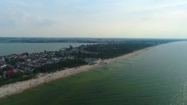 Panorama Sahili Baltık Denizi Uniescie Mielno Plaza Morze Havacılık Görünümü Polonya. Yüksek kalite 4k görüntü