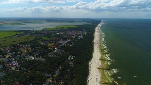 全景海滩波罗的海Dzwirzyno Plaza Morze Aerial View Poland 高质量的4K镜头 — 图库视频影像