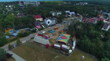 Lunapark Mrzezyno Wesole, Miasteczko Havacılık, Polonya. Yüksek kalite 4k görüntü