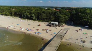 Plaj Baltık Denizi Niechorze Plaza Morze Baltyckie Hava Manzarası Polonya. Yüksek kalite 4k görüntü