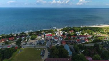 Güzel manzara Trzesacz Piekny Krajobraz Hava Manzarası Polonya. Yüksek kalite 4k görüntü