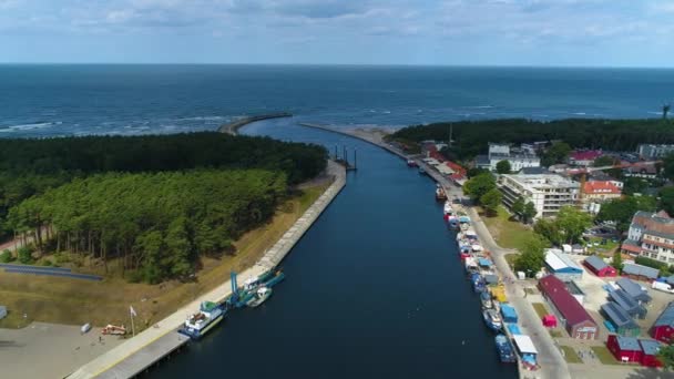 Puerto Mrzezyno Rzeka Rega Vista Aérea Polonia Imágenes Alta Calidad — Vídeo de stock