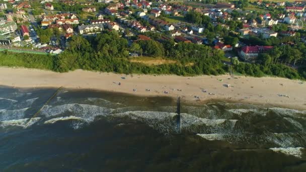 Пляж Балтийского Моря Rewal Plaza Morze Baltyckie Aerial View Poland — стоковое видео