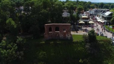 Trzesacz 'daki Kilisenin Harabeleri Kosciola Havacılık Görünümü Polonya. Yüksek kalite 4k görüntü