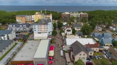 Miedzywodzie Şehir Merkezi Deptak Hava Görüntüsü Polonya. Yüksek kalite 4k görüntü