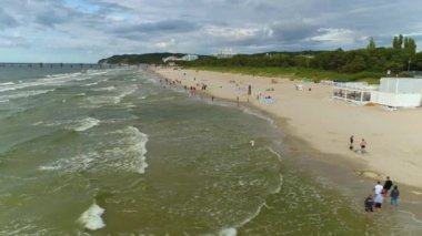 Plaj Baltık Denizi Miedzyzdroje Plaza Morze Baltyckie Hava Manzaralı Polonya. Yüksek kalite 4k görüntü