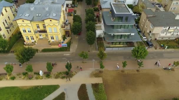 Promenade Miedzyzdroje Aerial View Poland Υψηλής Ποιότητας Πλάνα — Αρχείο Βίντεο