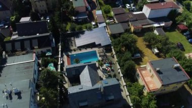 Yüzme Havuzu Villa Pobierowo Basen Willa Hava Manzarası Polonya. Yüksek kalite 4k görüntü