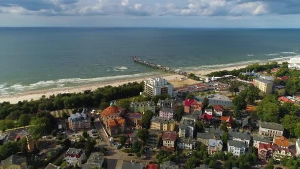 Panorama Pier Mar Báltico Miedzyzdroje Molo Morze Baltyckie Vista Aérea — Vídeo de Stock