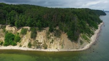 Sahil Cliff Gdynia Orlowo Plaza Klif Havadan Polonya. Yüksek kalite 4k görüntü