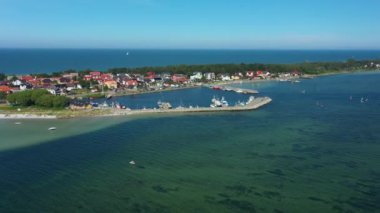 Kuznica Limanı 'ndan Panorama Krajobraz Hava Manzarası Polonya. Yüksek kalite 4k görüntü