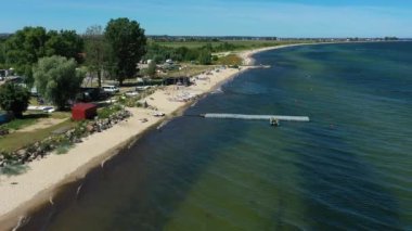 Port Beach Baltık Denizi Mechelinki Plaza Morze Baltyckie Hava Görüntüsü Polonya. Yüksek kalite 4k görüntü