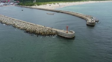 Dalgakıran Ustka Falochron Hava Görüntüsü Polonya. Yüksek kalite 4k görüntü