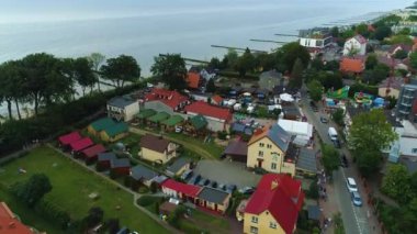 Şehir merkezindeki manzara Baltık Denizi Ustronisi Morskie Krajobraz Morze Hava Görüntüsü Polonya. Yüksek kalite 4k görüntü