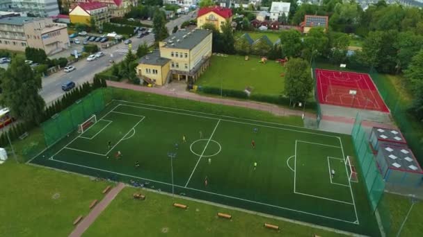 Sportovní Hřiště Ustronie Morskie Boisko Aerial View Polsko Vysoce Kvalitní — Stock video