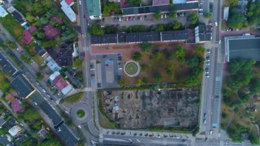 Bağımsızlık Meydanı, Otwock Plac Niepodleglosci Hava Manzarası Polonya. Yüksek kalite 4k görüntü