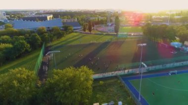 Futbol sahası Mosir Torun Boisko Hava Sahası Polonya. Yüksek kalite 4k görüntü