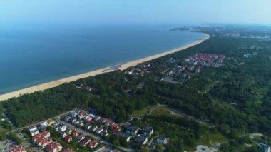 Panorama Sahili Sahil Hattı Baltık Denizi Gdansk Plaza Havadan Polonya. Yüksek kalite 4k görüntü