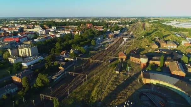 Dworzec Kolejowy Gnieźnie Stacja Kolejowa Aerial View Poland Wysokiej Jakości — Wideo stockowe