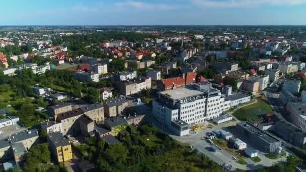 Panorama Hospital Gniezno Szpital Aerial View Polen Engelsk Opptak Høy – stockvideo