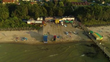 Balıkçı Limanı Ustronisi Morskie Przystan Rybacka Hava Görüntüsü Polonya. Yüksek kalite 4k görüntü