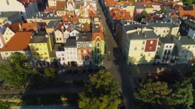 Eski Kasaba Mikolaja Kopernika Sokağı Torun, Miasto Hava Manzarası Polonya 'ya bakıyor. Yüksek kalite 4k görüntü