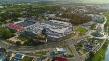 Nova Park Alışveriş Merkezi Gorzow Centrum Handlowe Hava Manzarası Polonya. Yüksek kalite 4k görüntü
