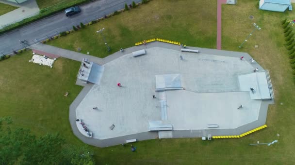 滑板公园Osir Siedlce Aerial View Poland 高质量的4K镜头 — 图库视频影像
