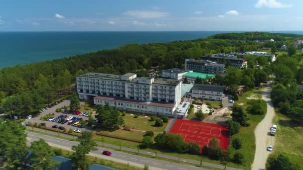 โรงแรมพาโนรามา แอสเตอร Jastrzebia Gora Aerial View โปแลนด ภาพ ณภาพส — วีดีโอสต็อก