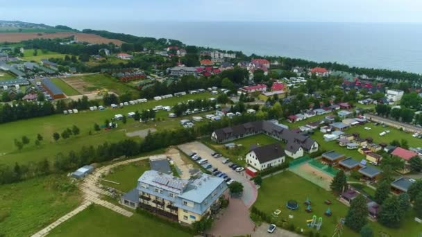Schöne Landschaft Ferienwohnungen Sarbinowo Krajobraz Domki Luftaufnahme Polen Hochwertiges Filmmaterial — Stockvideo