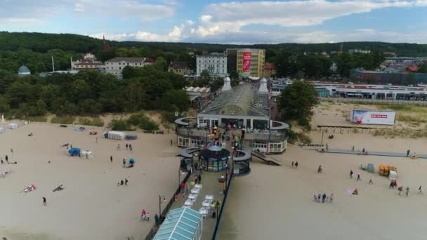 Pier Beach Baltic Sea Miedzyzdroje Molo Plaza Aerial View Lengyelország — Stock videók