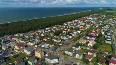 Güzel manzara Karwia Piekny Krajobraz Hava Manzarası Polonya. Yüksek kalite 4k görüntü