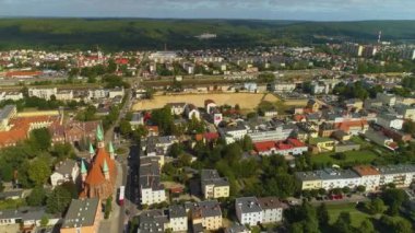 Wejherowo 'nun güzel manzarası şehir merkezi Krajobraz Hava Manzarası Polonya. Yüksek kalite 4k görüntü