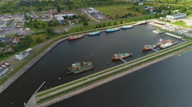 Marina Lagoon Wloclawek Wisla Przystan Na Zalewie Nehri Vistula Havacılık Görünümü Polonya. Yüksek kalite 4k görüntü