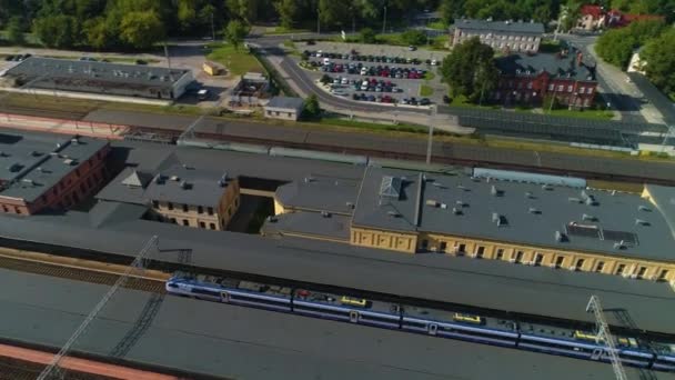 Vlakové Nádraží Torun Glowny Dworzec Kolejowy Aerial View Polsko Vysoce — Stock video