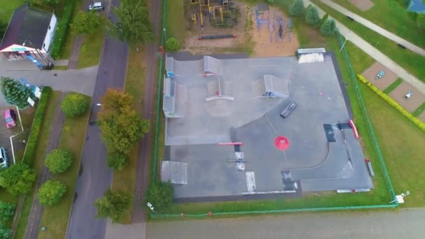 Parque Infantil Skatepark Elk Aerial View Poland Imagens Alta Qualidade — Vídeo de Stock
