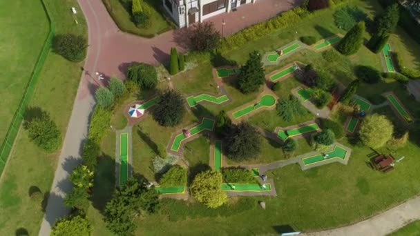 Mini Golf Speeltuin Lomza Aerial View Polen Hoge Kwaliteit Beeldmateriaal — Stockvideo