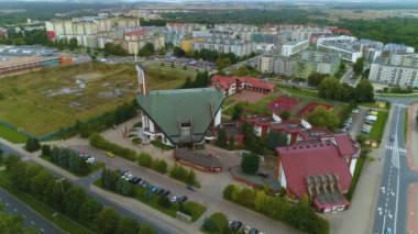 Koszalin Kosciol Ducha Swietego Kilisesi Hava Görüntüsü Polonya. Yüksek kalite 4k görüntü