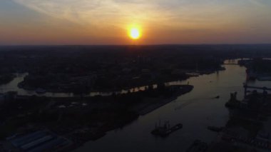 Günbatımı Panorama Ölü Wisla Gdansk Hava Görüntüsü Polonya. Yüksek kalite 4k görüntü
