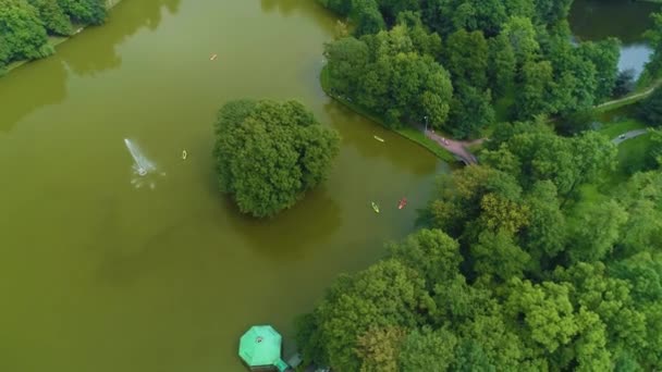 Kajaky Ponds Pruszkow Fontanna Stawy Potulickich Aerial View Polsko Vysoce — Stock video