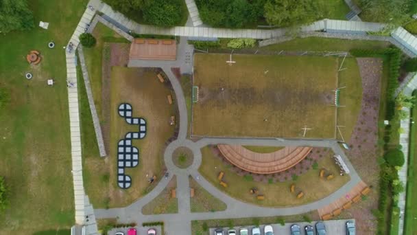 Playground Park Zwirowisko Pruszkow Boisko Aerial View Poland Кадри Високої — стокове відео