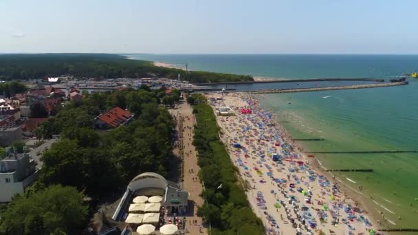 Strand Baltische Zee Promenada Ustka Plaza Morze Baltyckie Luchtfoto View — Stockvideo