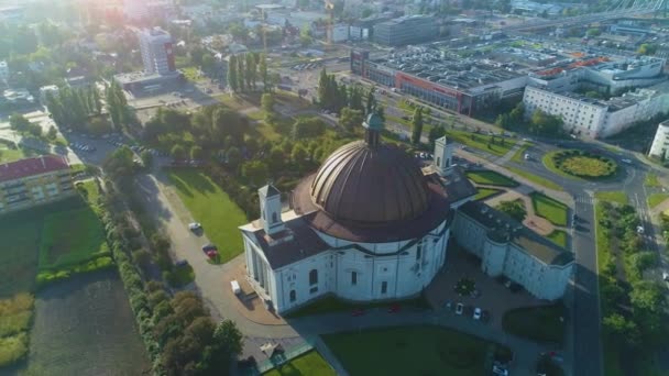 Paisaje Basílica Católica Bydgoszcz Bazylika Vista Aérea Polonia Imágenes Alta — Vídeo de stock