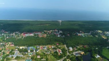 Güzel Baltık Denizi Sahil Ormanı Jantar Erial View Polonya. Yüksek kalite 4k görüntü