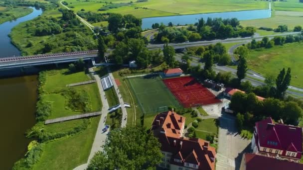 Játszótér River Warta Konin Rzeka Boisko Aerial View Lengyelország Kiváló — Stock videók
