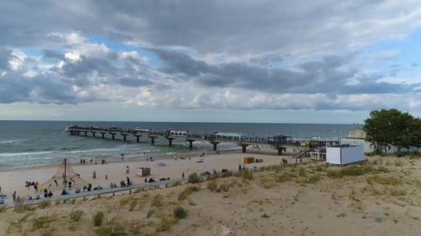Pier Beach Baltic Sea Miedzyzdroje Molo Plaza Aerial View Poland — 비디오
